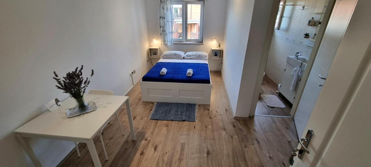 Tiny Studio Big Living Apartment Rovinj Luaran gambar
