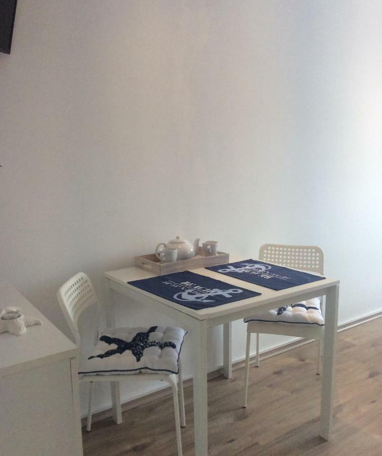 Tiny Studio Big Living Apartment Rovinj Luaran gambar