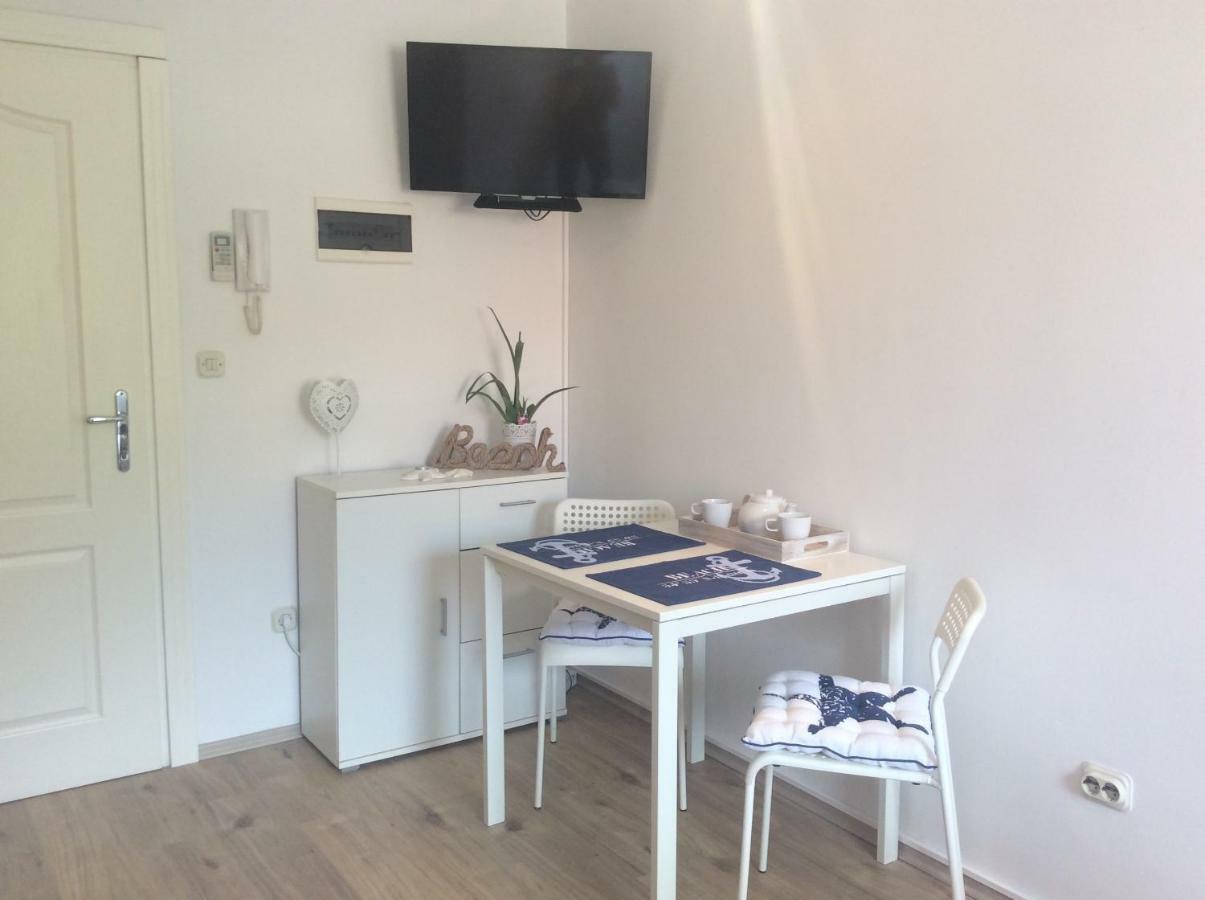 Tiny Studio Big Living Apartment Rovinj Luaran gambar
